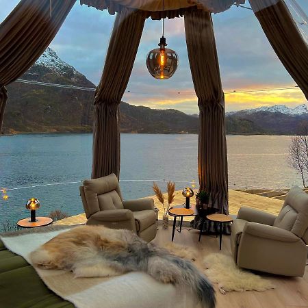 Lofoten Glampingdome Myrland ภายนอก รูปภาพ