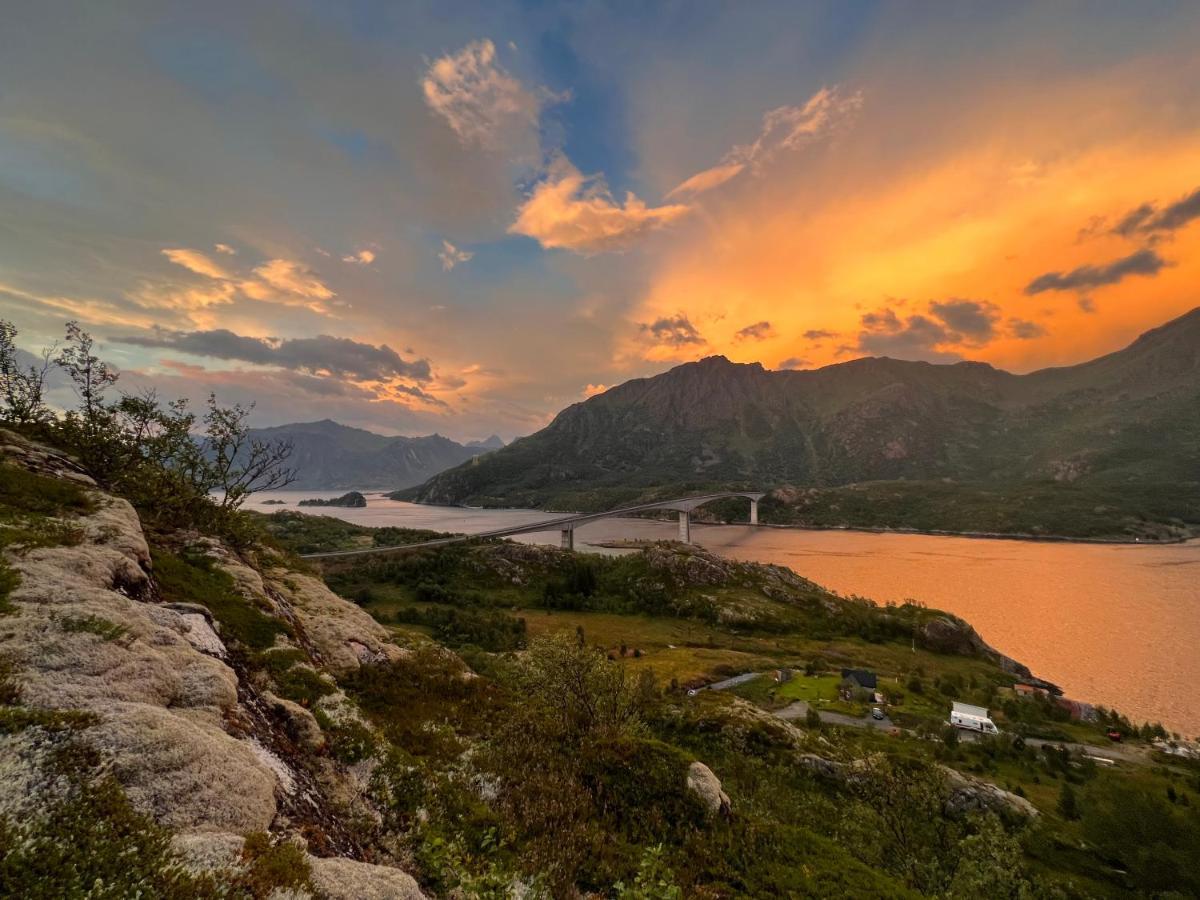 Lofoten Glampingdome Myrland ภายนอก รูปภาพ