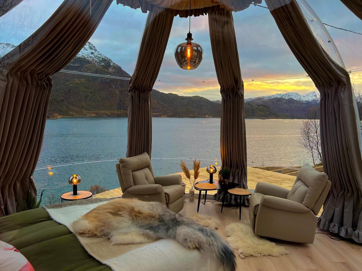 Lofoten Glampingdome Myrland ภายนอก รูปภาพ