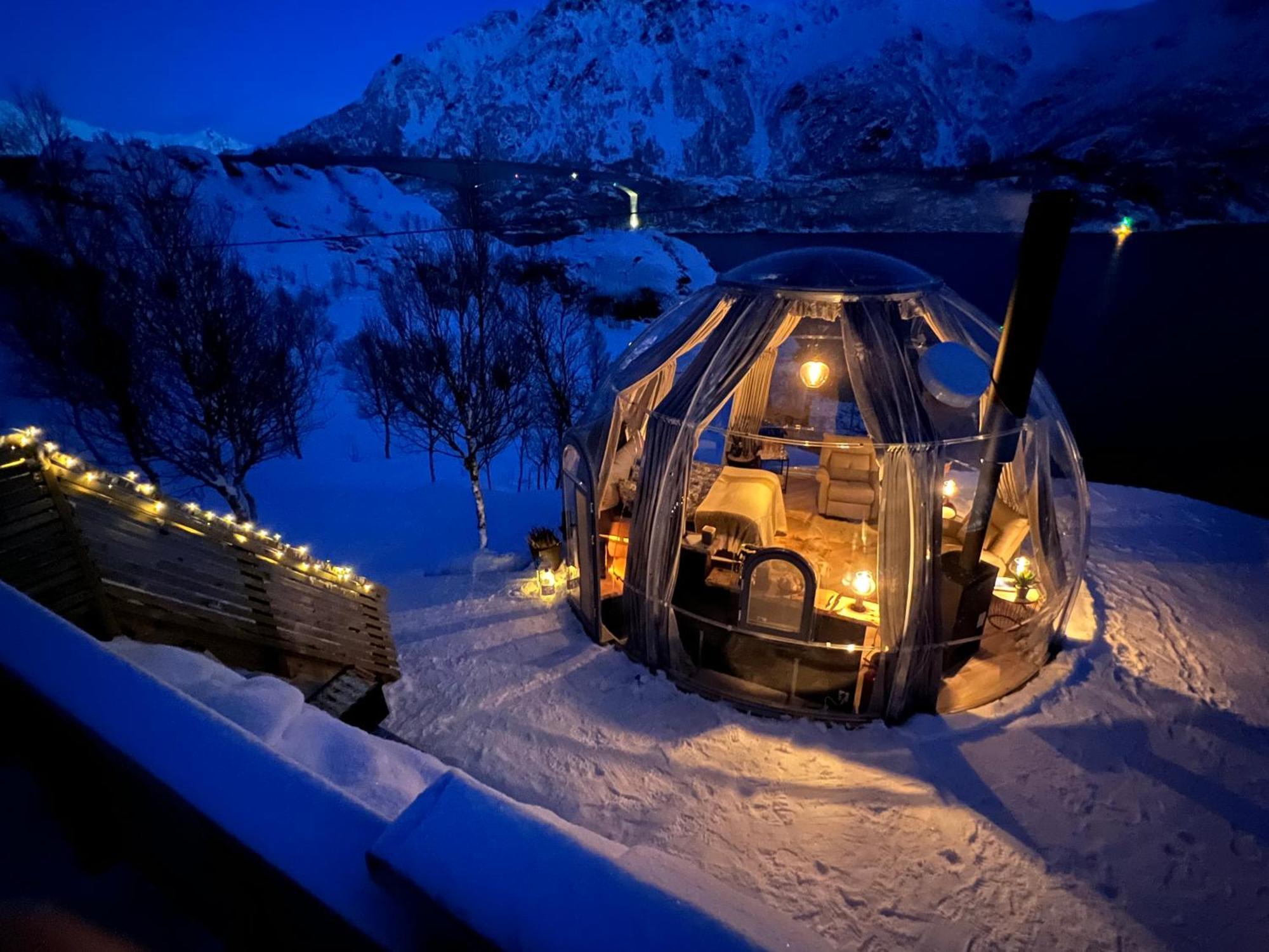Lofoten Glampingdome Myrland ภายนอก รูปภาพ