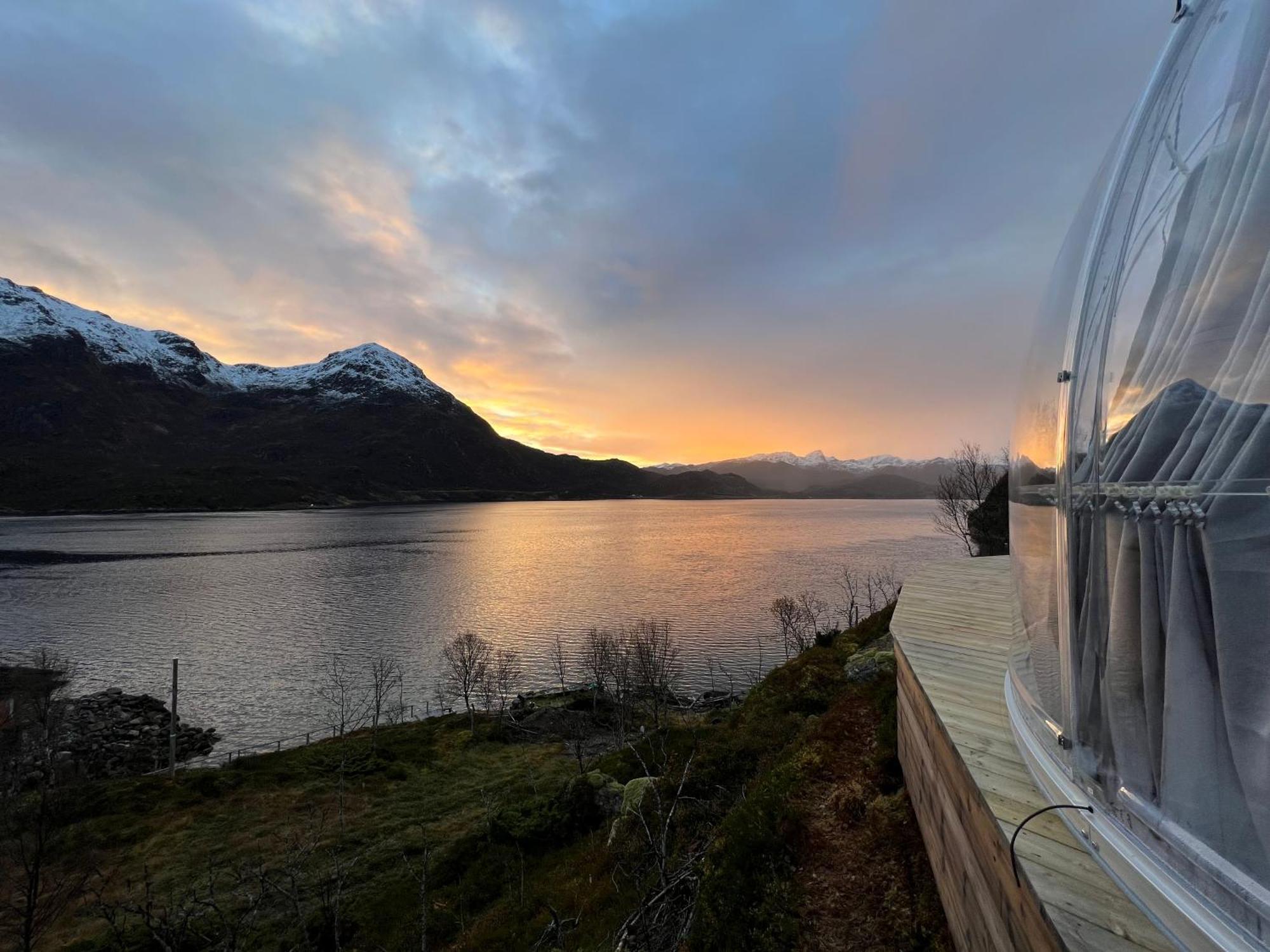 Lofoten Glampingdome Myrland ภายนอก รูปภาพ