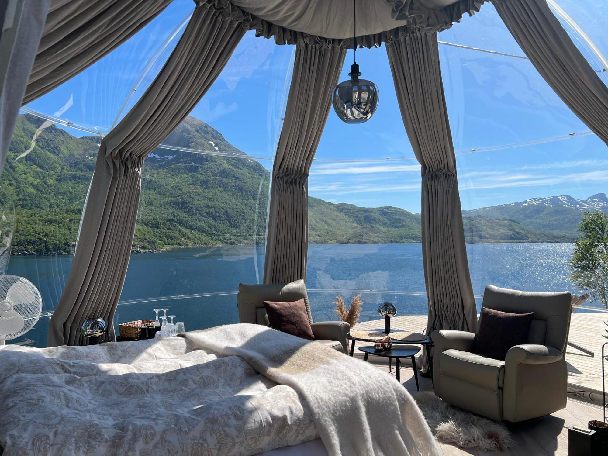 Lofoten Glampingdome Myrland ภายนอก รูปภาพ